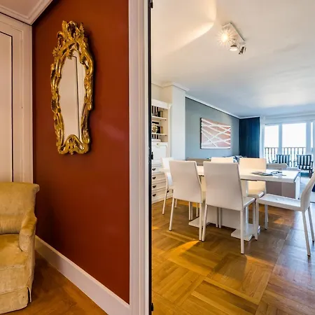 La Concha Beachview By Sweet *