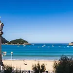 Apartment La Concha Beachview By Sweet