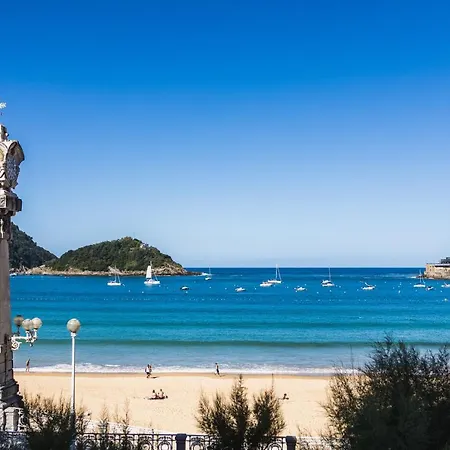 Appartement La Concha Beachview By Sweet